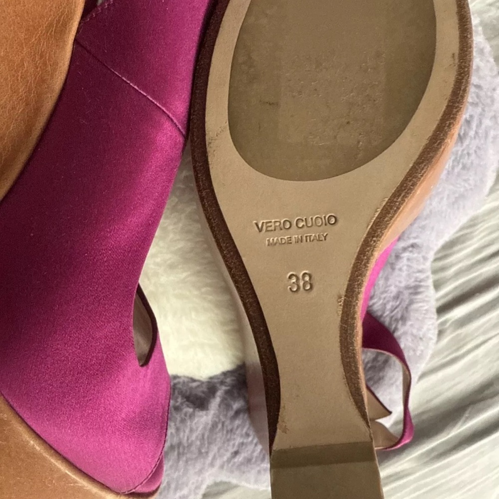 Women's Purple Heels size 8 - Picture 6 of 7